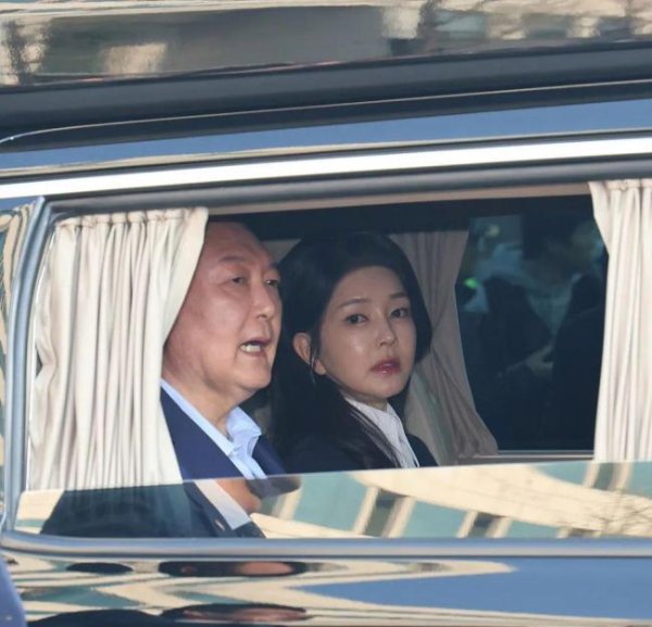优配好油 尹锡悦夫妇搞迷信:八字算成王的命格 “迷信干政”争议再起